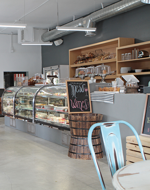 Inside-Lepicerie-cafe-bakery-wynwood-miami