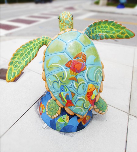Les tortues de la promenade de Surfside Miami